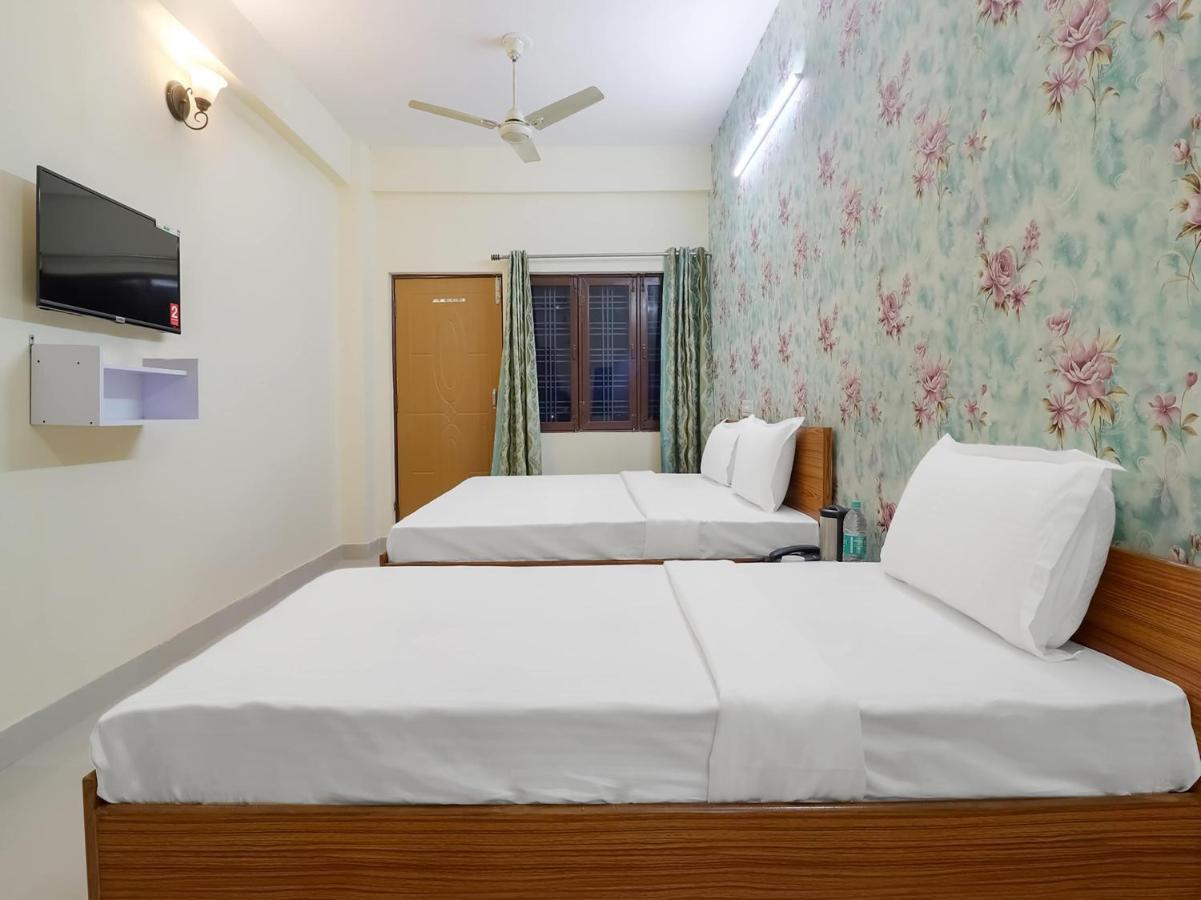 Oyo 84661 Lakshmi Home Stay Jhajra Ngoại thất bức ảnh