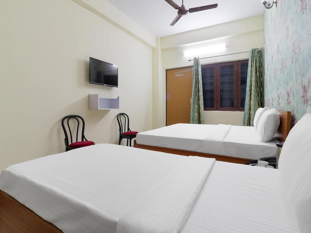 Oyo 84661 Lakshmi Home Stay Jhajra Ngoại thất bức ảnh